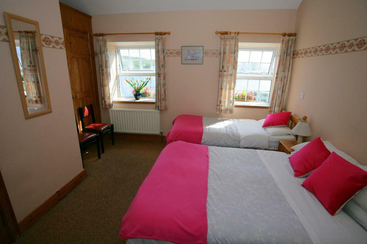 Cottage Heights B&B Castletownbere Exterior foto